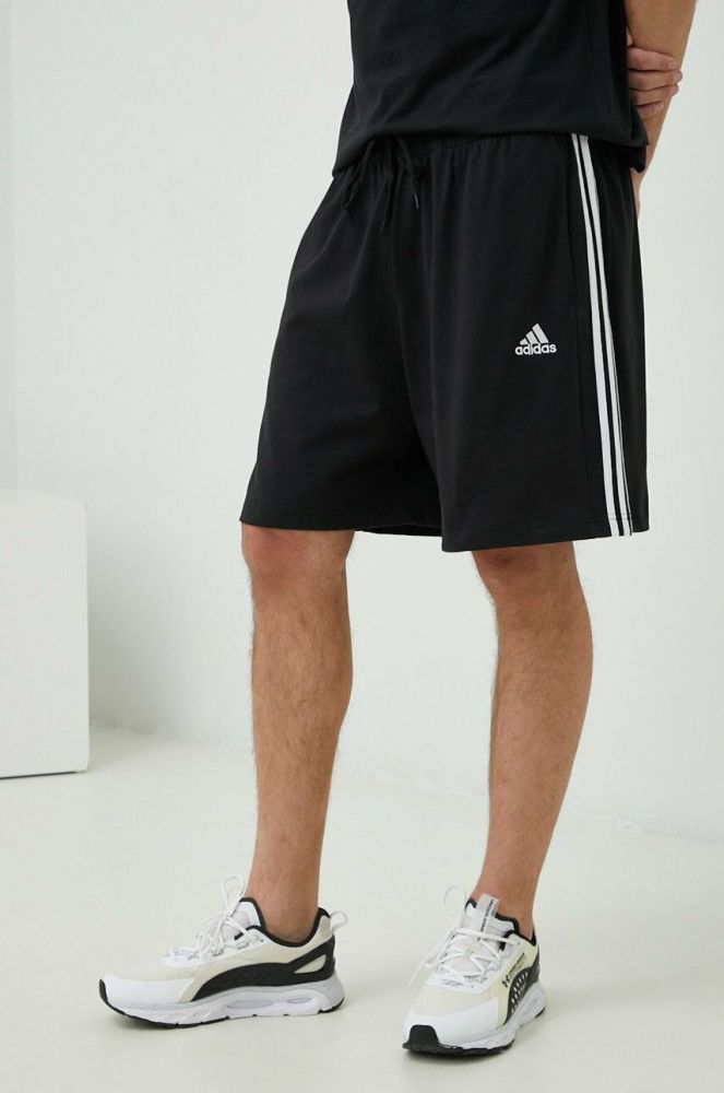 Шорти adidas Чоловічі колір чорний